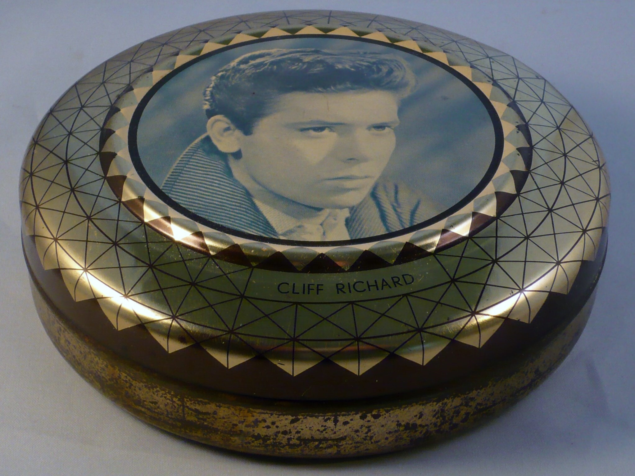Kwatta Chocolade Pastilles, Cliff Richard
