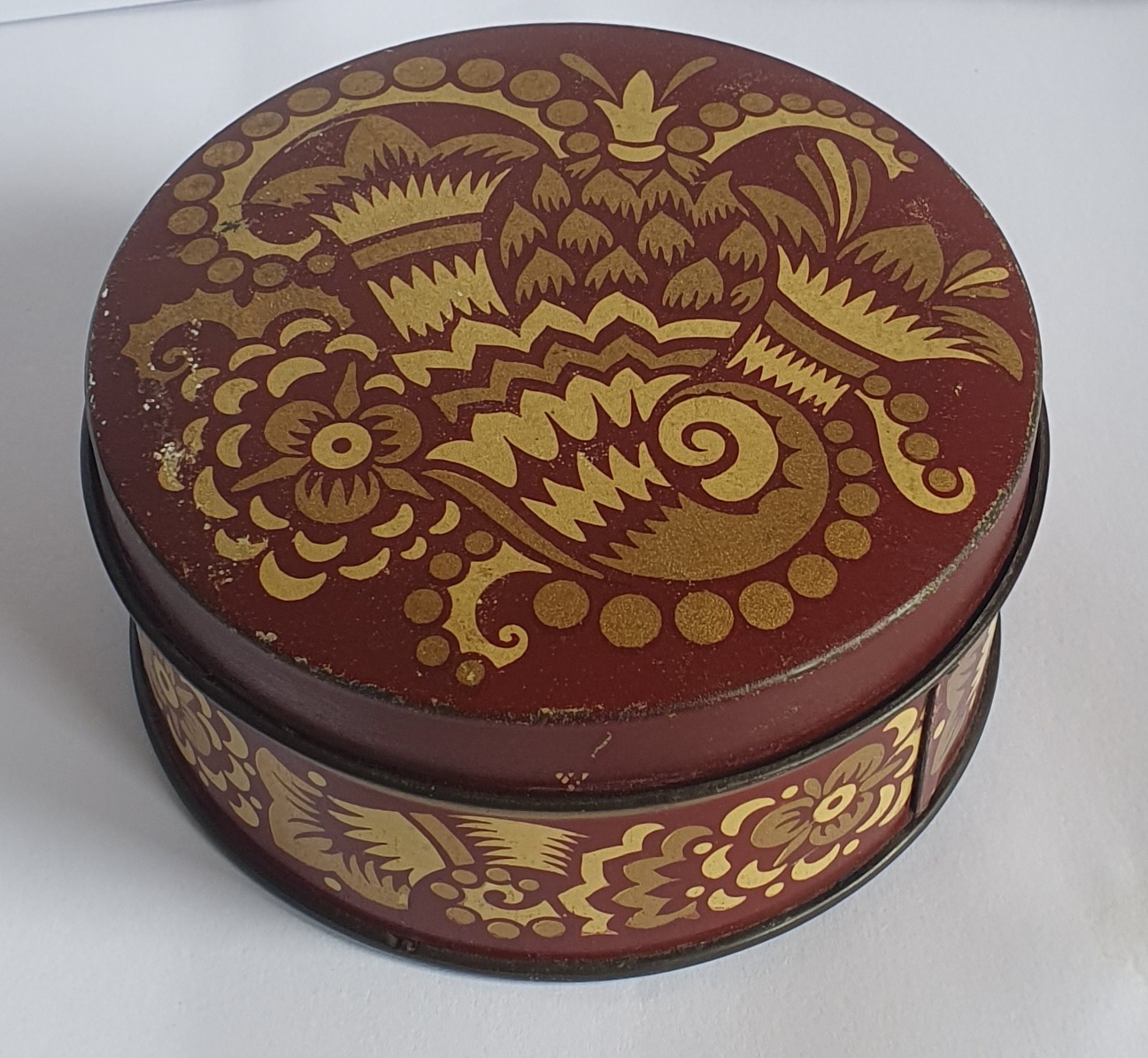 Verkade rood chocoladeblik, Hoorn des overvloeds.