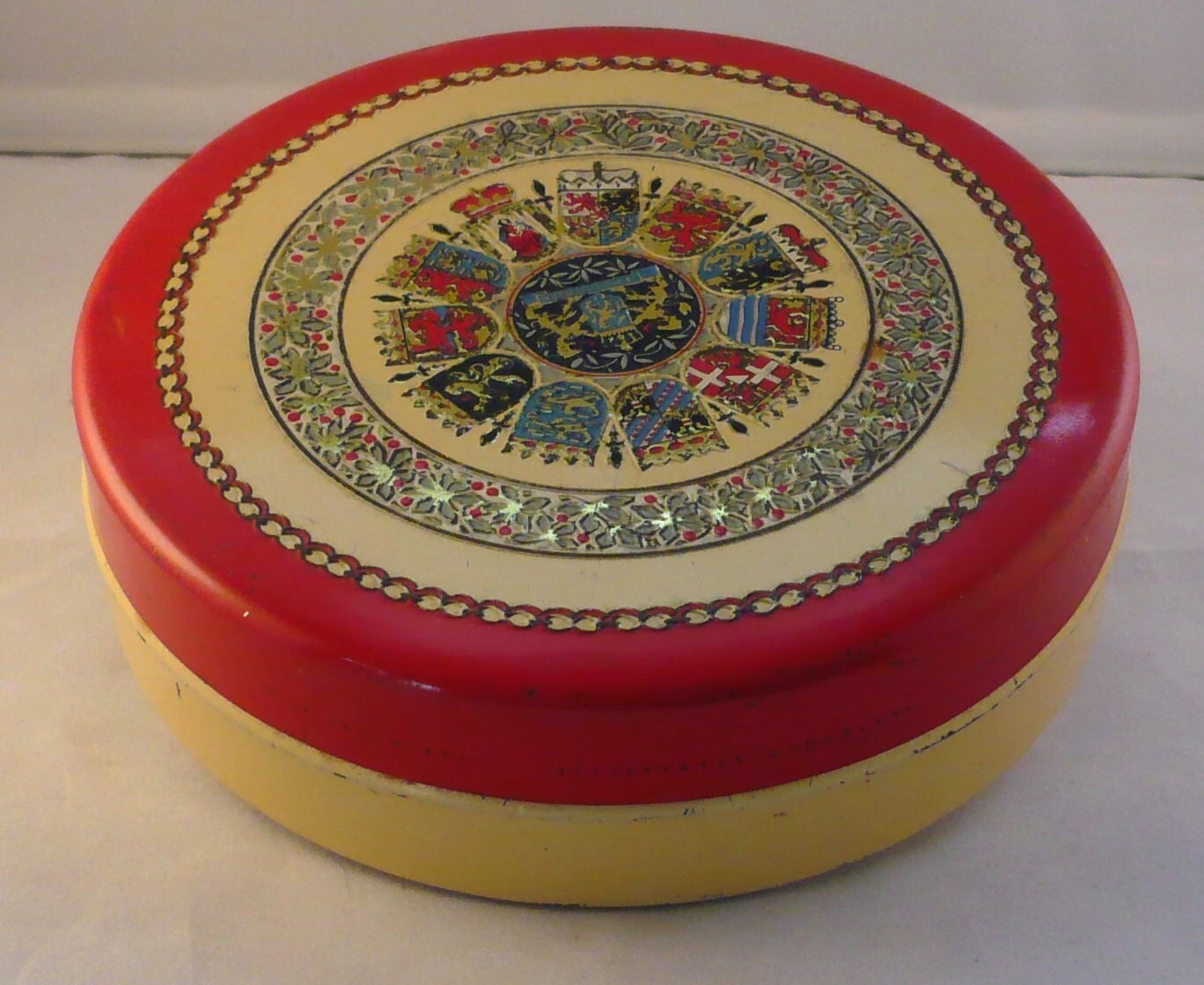 Droste chocolade pastilles in blik met provinciewapens