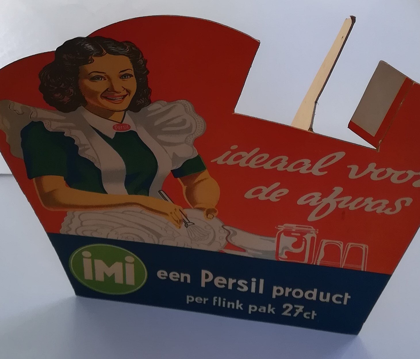 Toonbankdisplay IMI, een Persil product