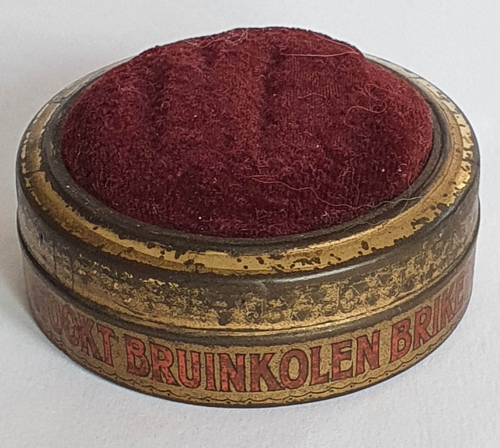 Union GR-bruinkolenbriketten speldenblikje.