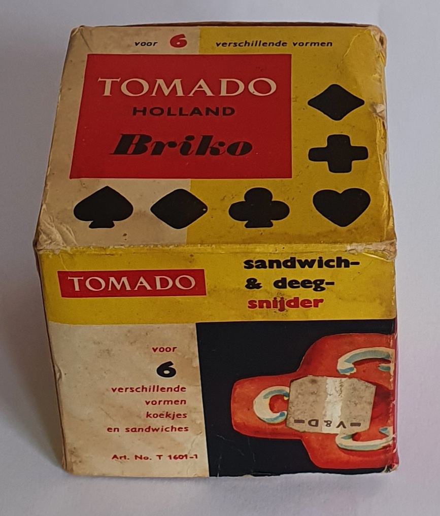 Tomado sandwich- en deegsnijder in kartonnen verpakking.