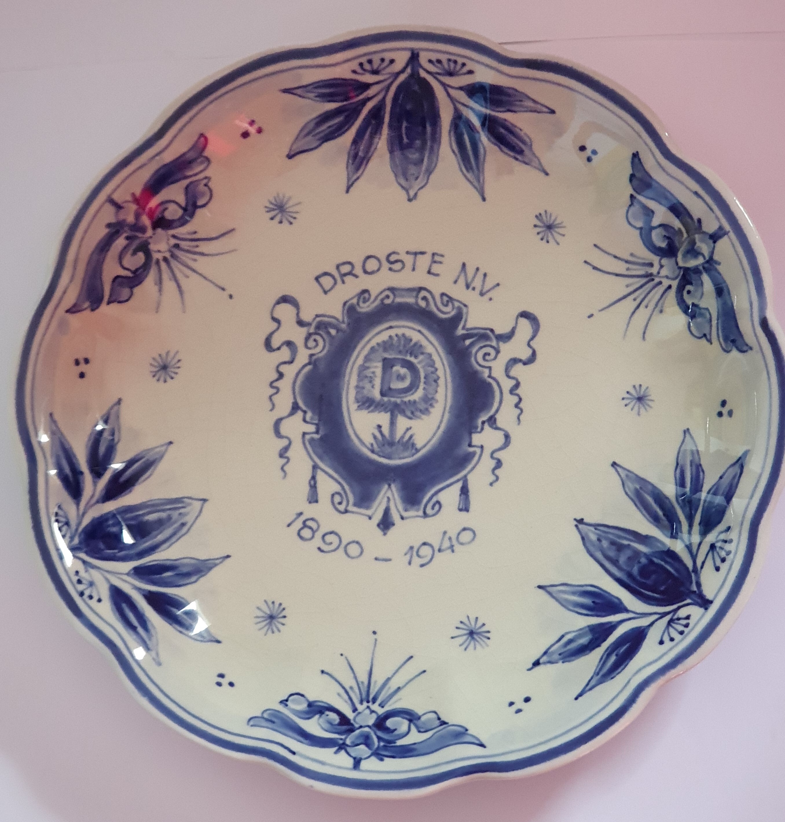 Droste 50 jarig delfts-blauw jubileum bordje 1890 -1940, origineel