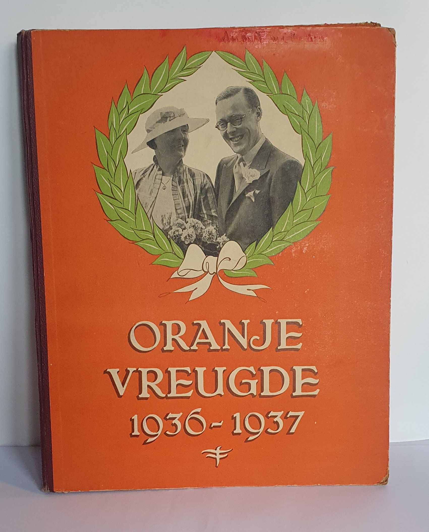firma F.J. Tempel plaatjesalbum Oranje-Vreugde 1936-1937.