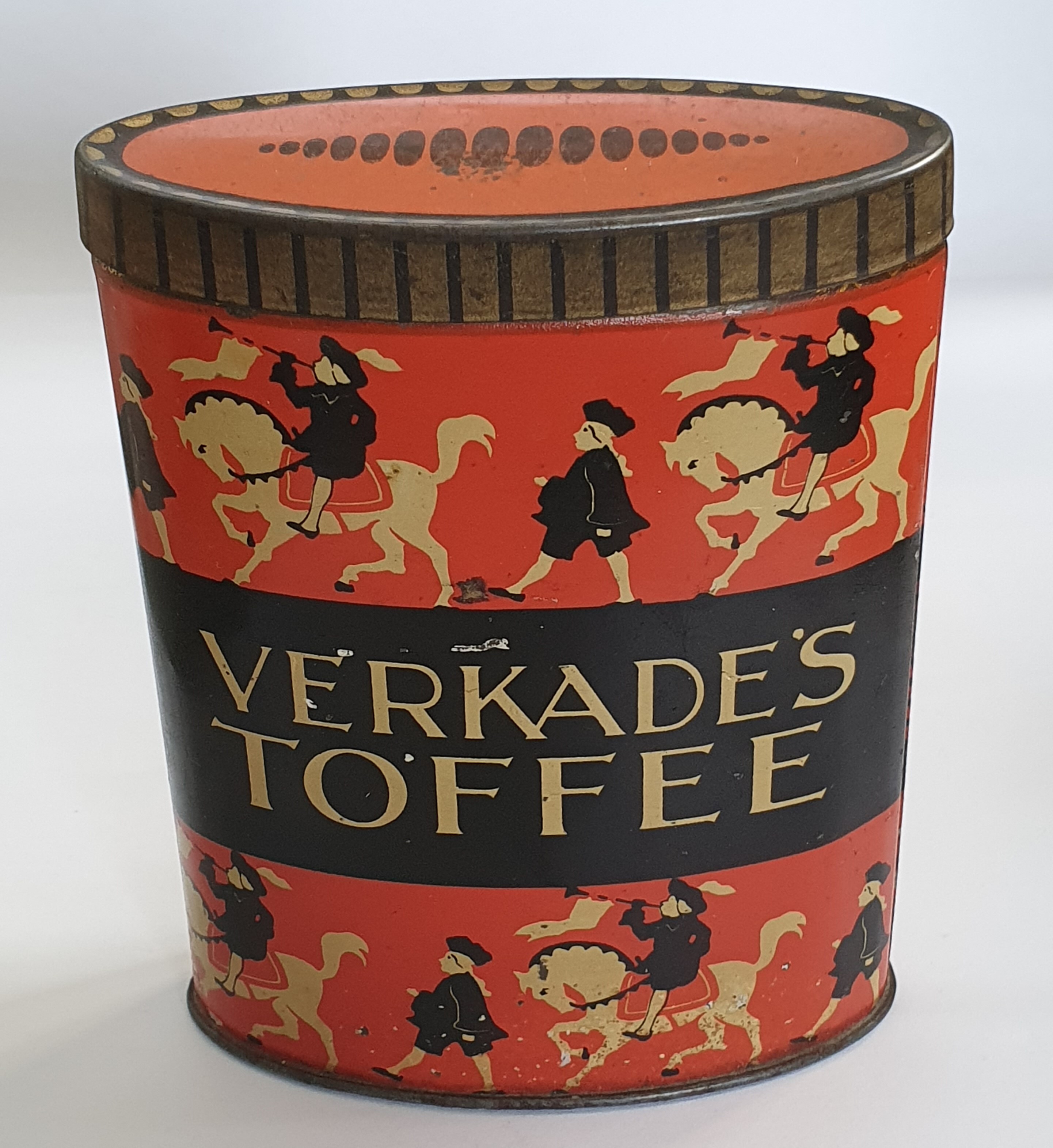 Verkades's Toffeeblikje, rood.