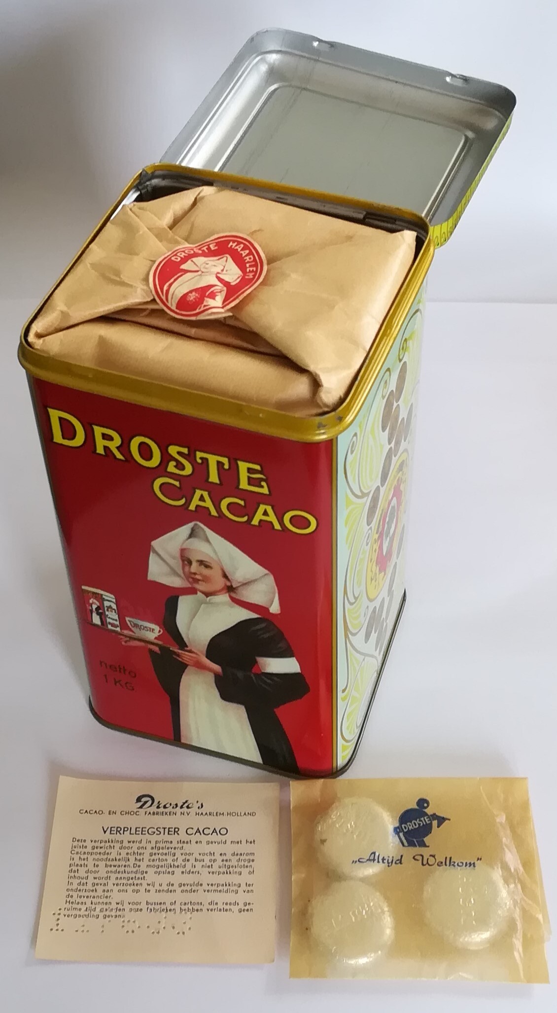 Droste cacaoblik met verpleegster, 1 kilo gevuld
