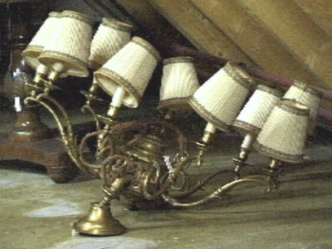 negenarmige hanglamp.