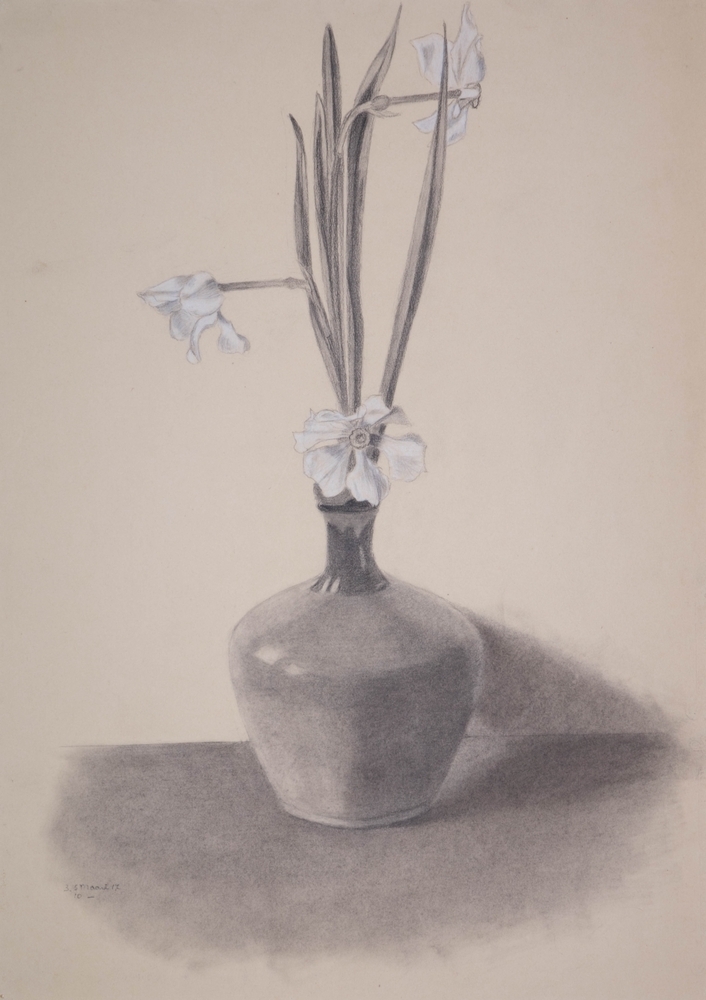 Vaas met witte narcissen.