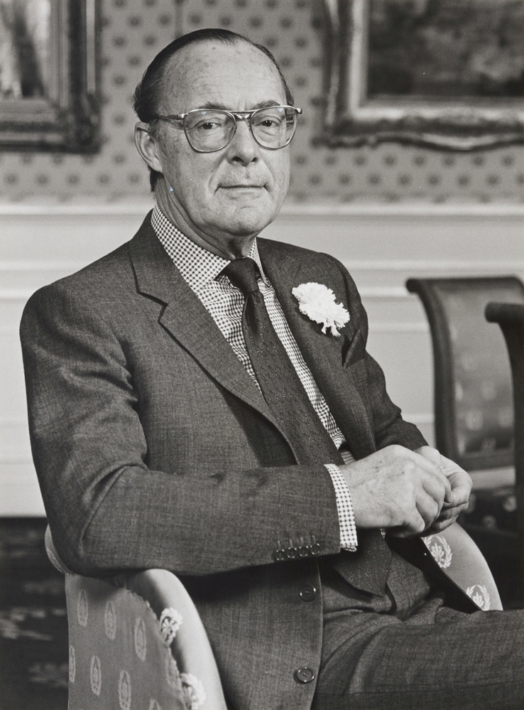 Bernhard Leopold Frederik Everhard Julius Coert Karel Godfried Pieter von Lippe Biesterfeld