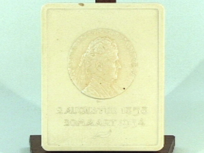 Witte plastic tegel Emma