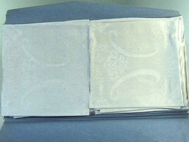 Tafellaken met zes servetten.