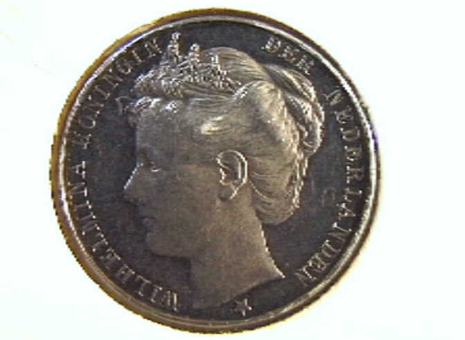 Penning geslagen ter ere van de inhuldiging van koningin Wilhelmina in 1898. Met portret naar links
