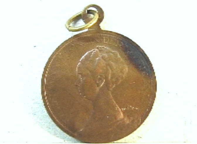 Penning  met busteportret naar links, en randschrift.