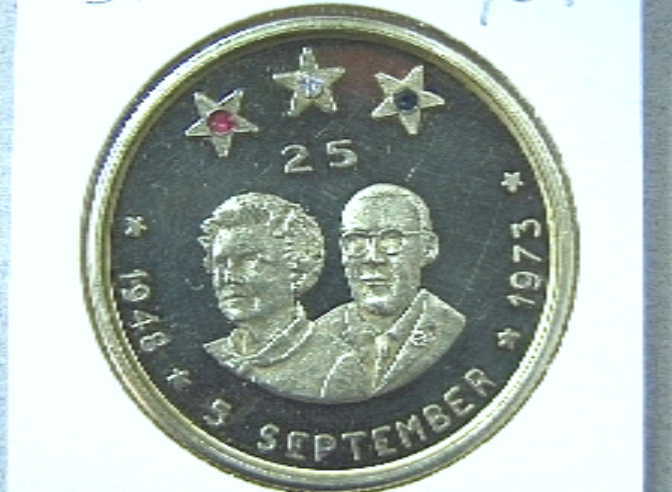 Penning t.g.v. 25-jarig regeringsjubileum koningin Juliana.