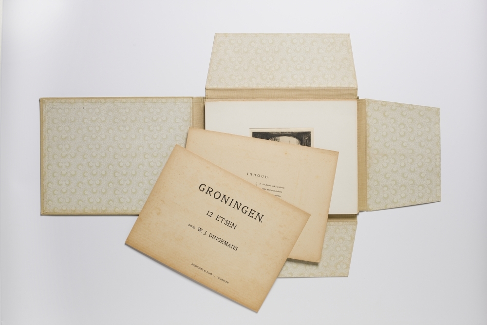 Map met 12 etsen van locaties in de stad Groningen