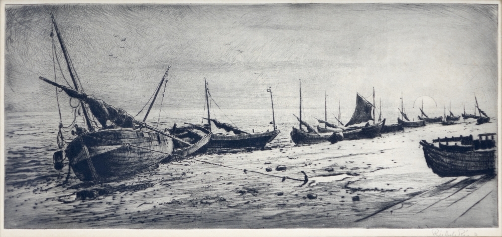 Schepen aan de kust van Normandië.