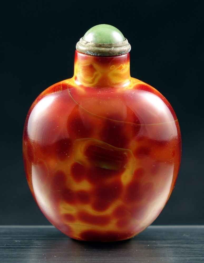 Snuff-bottle
