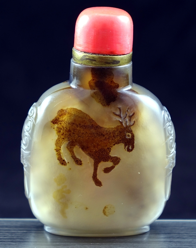 Snuff-bottle