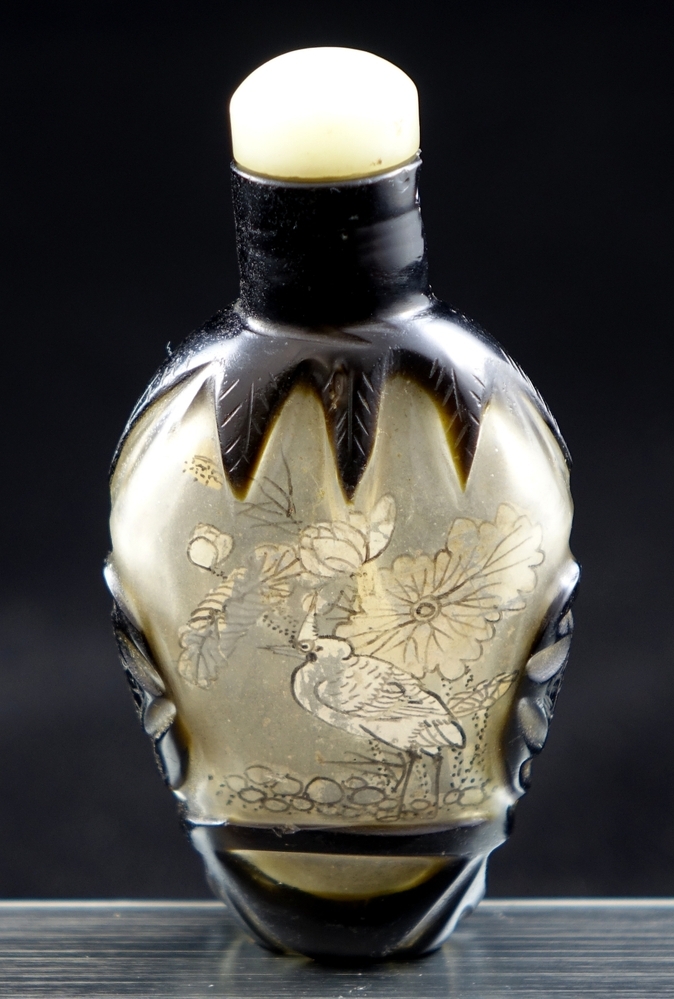 Snuff-bottle