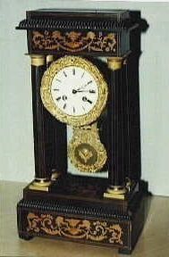 Kolompendule  met marquetterie en een gravering op de slinger: Madame Munier Pasage menilmontani No.