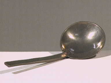 Tinnen lepel.