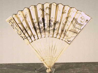 Vouwwaaier met Chinese voorstelling.