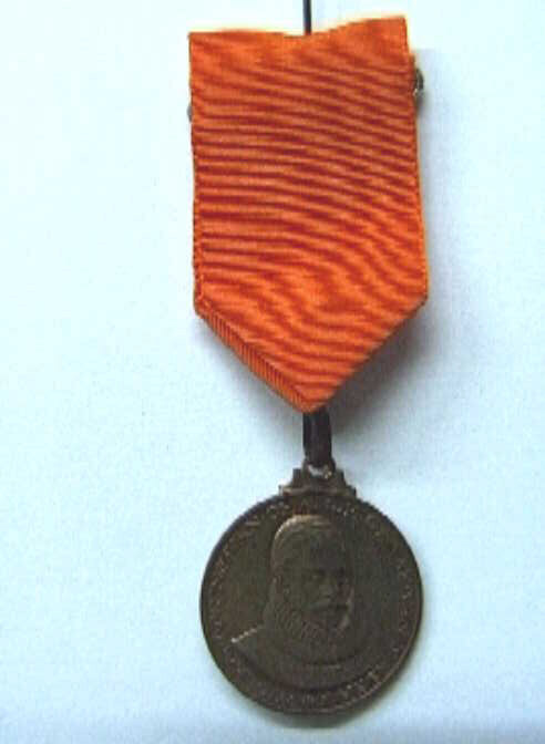 Draagpenning ter gelegenheid van de 400ste geboortedag van prins Willem I, Vader des Vaderlands.