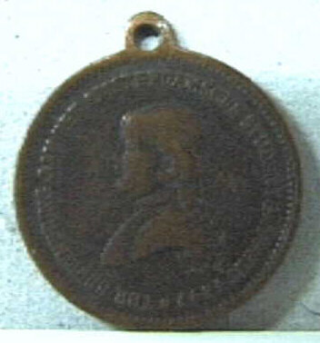 Penning met busteportret van de jonge koningin Wilhelmina en aan de andere zijde een portretkop naar links van koningin regentes Emma.