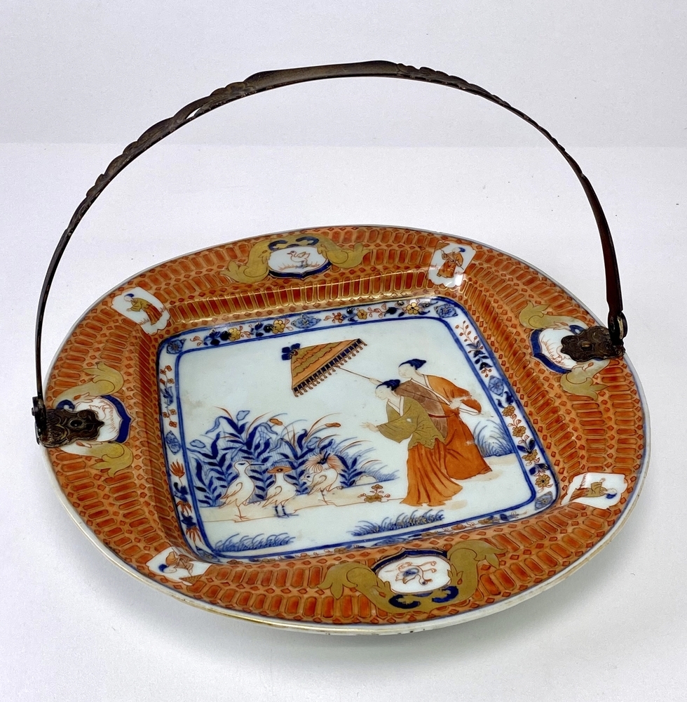 Dienbord met messing hengsel