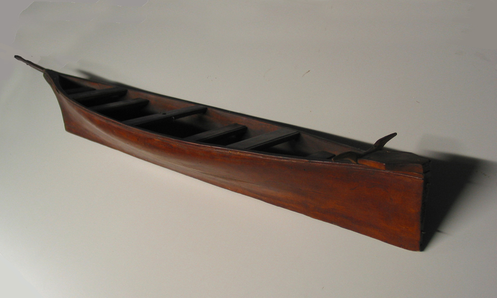 Model 'Nootka' boomstamkano afkomstig van de Amerikaanse noordwestkust, eind 19e eeuw.