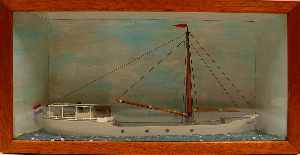 Waterlijnmodel kustvaarder "Batavier"
