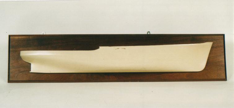 Halfmodel van een inspectievaartuig