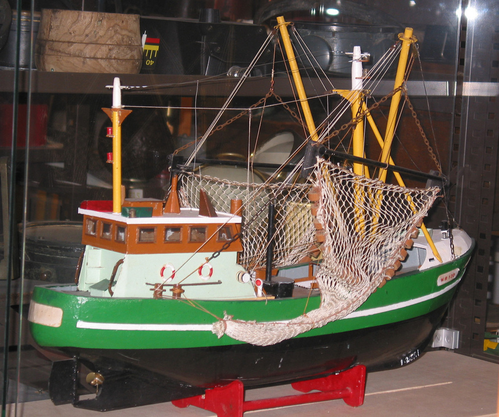 Model van een viskotter WR 130