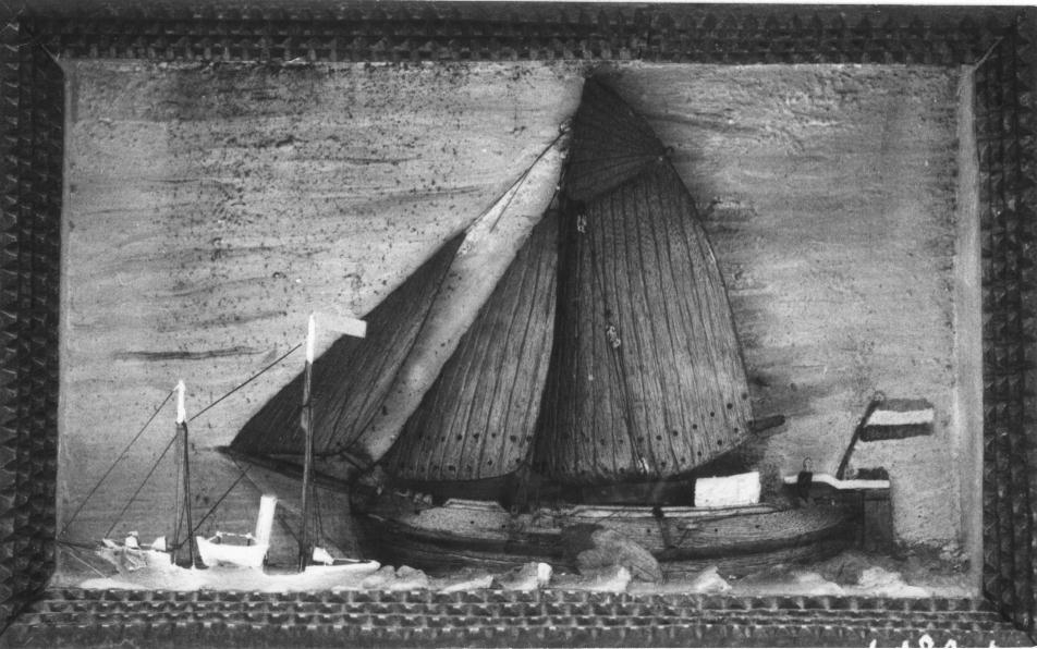 Panoramamodel van de tjalk 'Alberdina' met loods- stoomscheepje