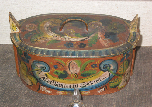 Noorse butte met tekst: 'For Gjæteren til Sæteren' (voor de herder van de boerderij), 1887.