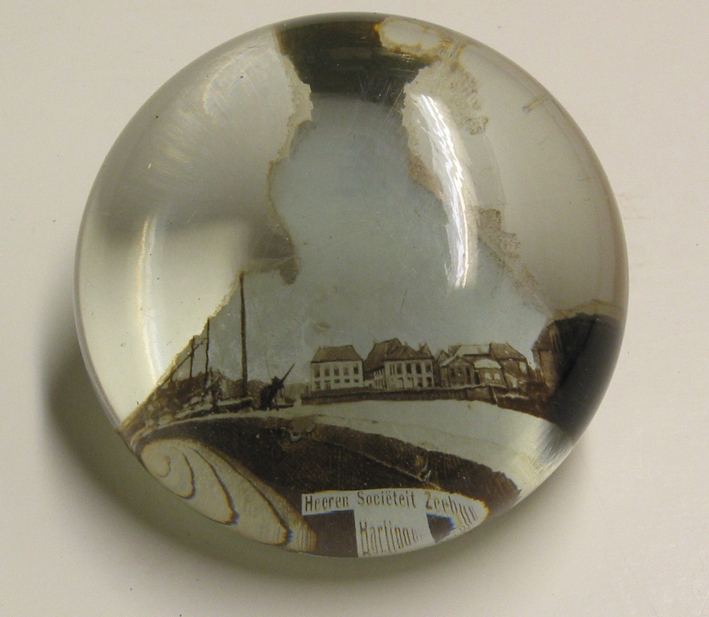 Presse-papier met foto van haven Harlingen