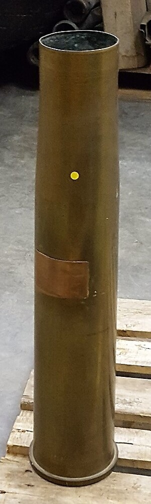 Granaathuls 12 cm. van HMS "Groningen"