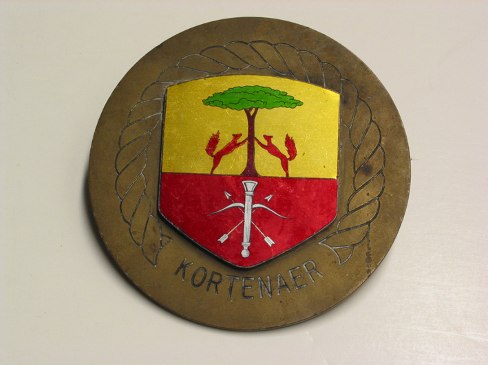 Sierafsluiting kanonloop, afkomstig van HMS. Kortenaer