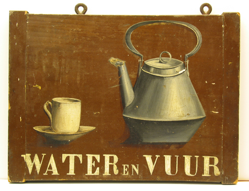 Uithangbord "WATER EN VUUR", afkomstig uit Leermens als teken voor verkrijgbaarheid van drinkwater en kolen (brandstof).