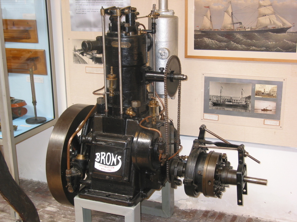 Eéncylinder Bronsmotor type D IX