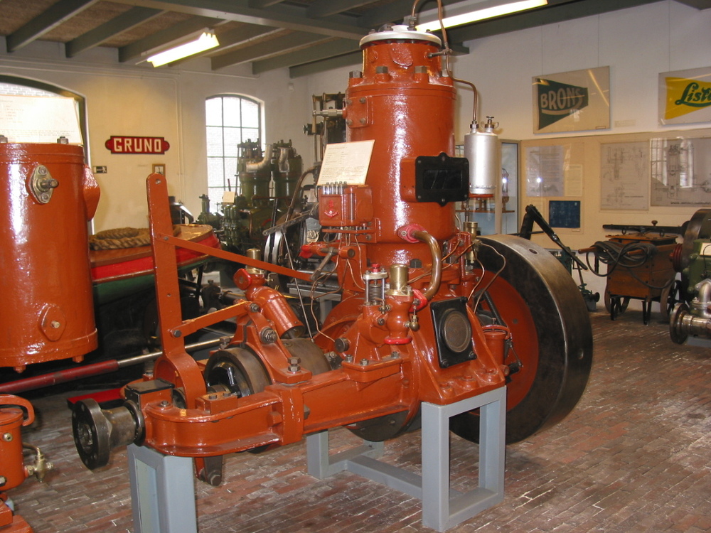 Kromhout gloeikopmotor type M III