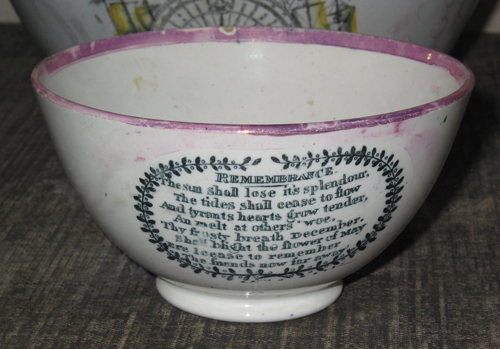 Kom met twee gedichten van Byron, Engels aardewerk