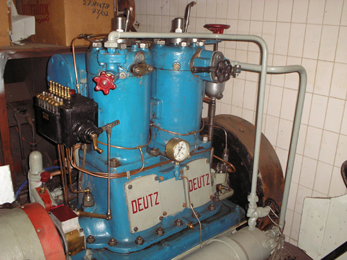 Blauwkop Deutz motor 24 pk 2 cilinder, 1922