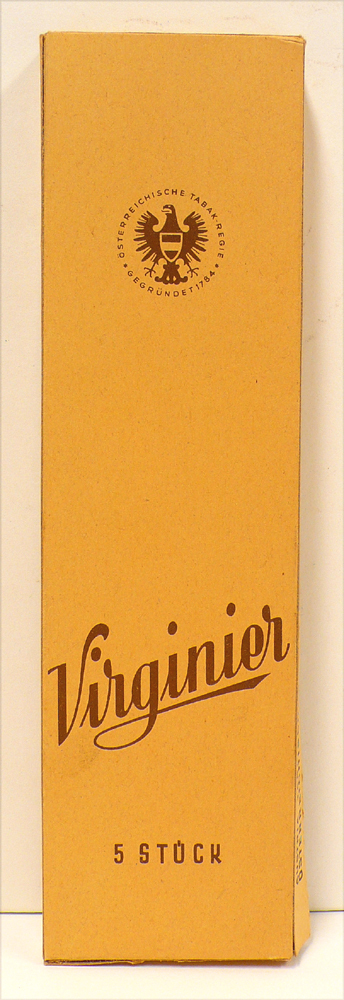 Doosje met 5 sigaren gewikkeld om een strootje. Met opdruk "Virginier" en "Austria Tabakswerke A.G. Vorm. Österreichische Tabaksregie."
