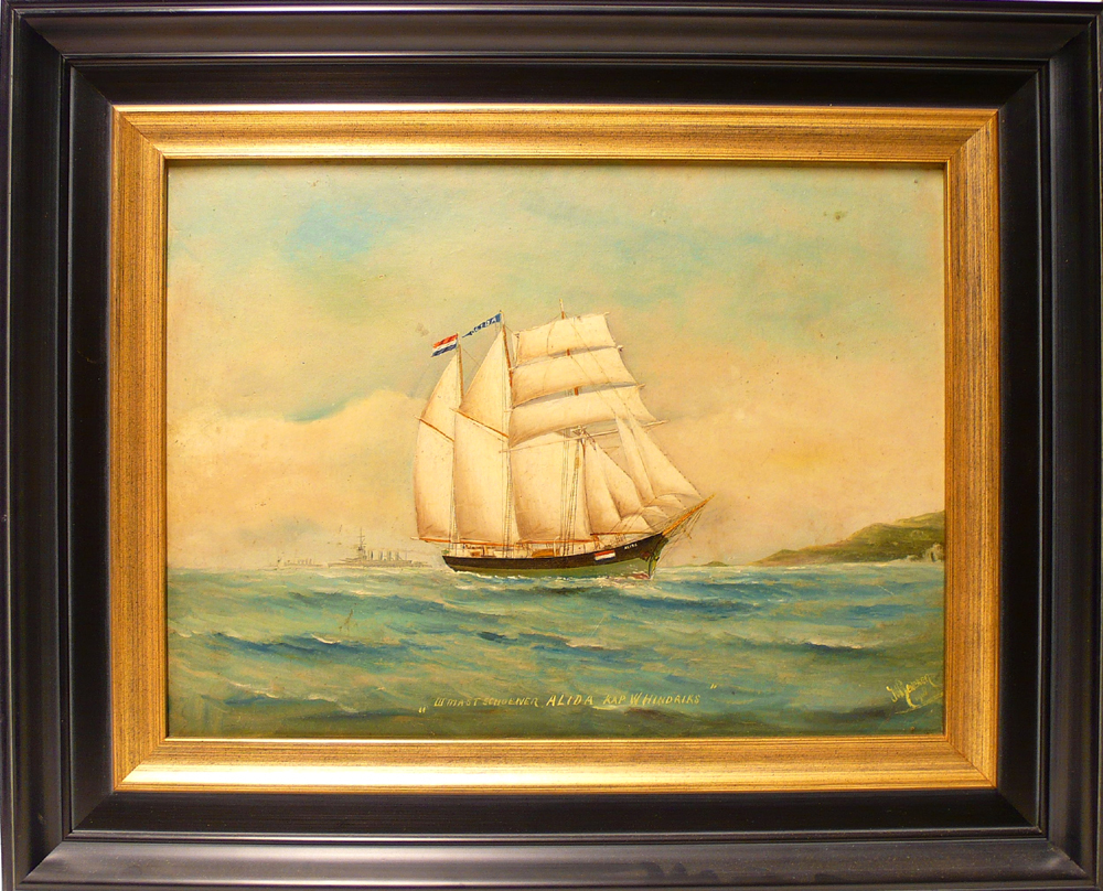 De drie-mast topzeilschoener 'Alida' op zee, olieverf op paneel door J.W. Reneker, 1918.