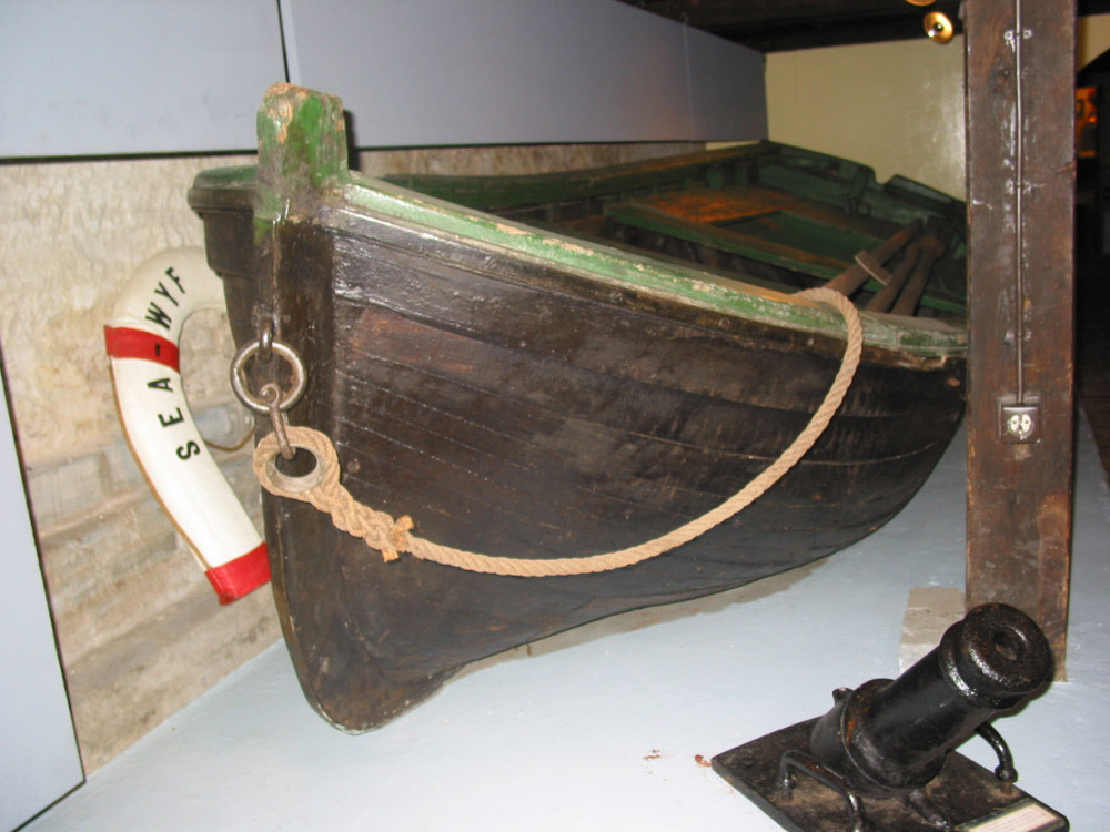 Groninger boot met twee roeiriemen en 1 mast, gebouwd als jacht in opdracht van een tjalkschipper in 1932 bij Oorburg in Lemmer