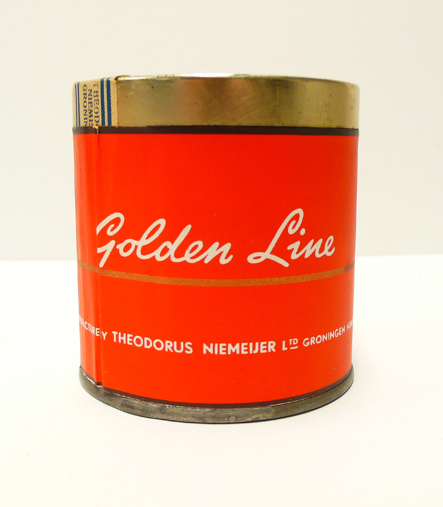 Tabaksblik van het merk Golden line, geproduceerd door Theodorus Niemeijer in Groningen