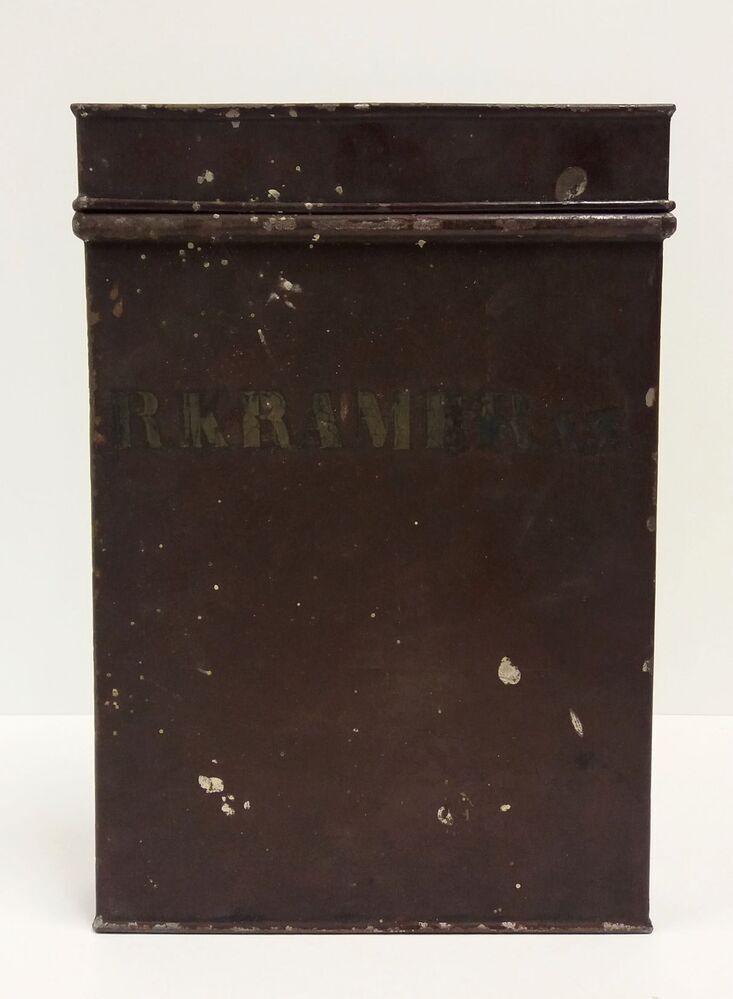 Documentenbus van Roelof Kramer Abrahamszoon uit Groningen, circa 1890