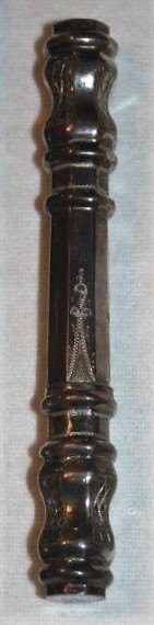 Zilveren naaldenkoker