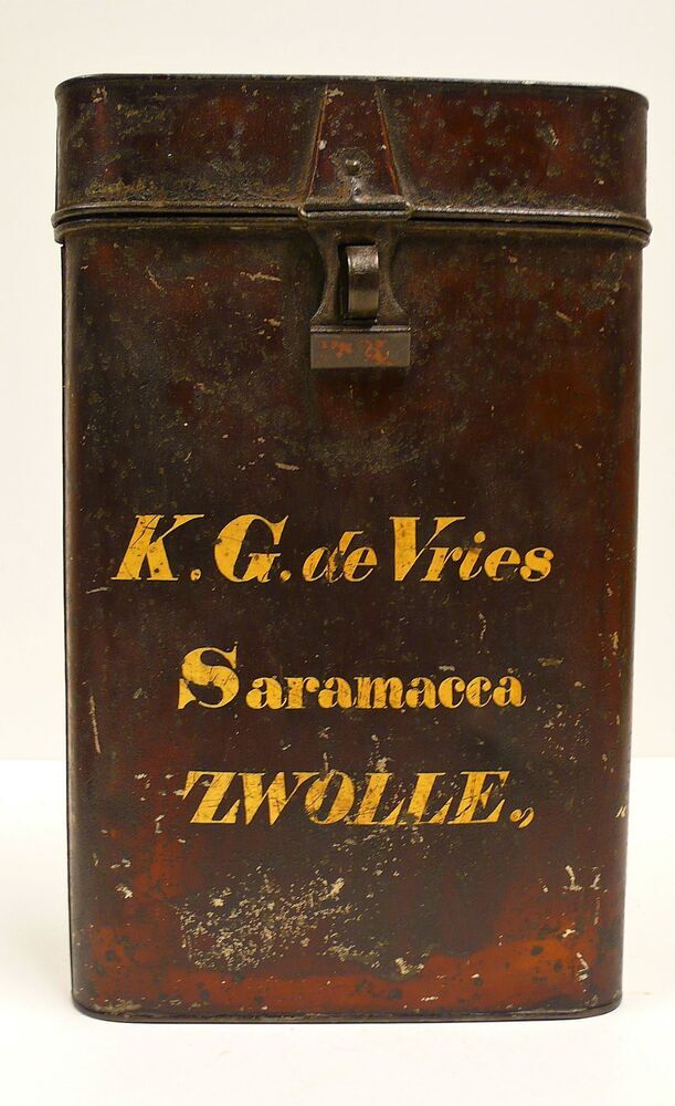 Documentenbus voor scheepspapieren van de tweemaster 'Saramacca', kapt. K.G. de Vries uit Zwolle